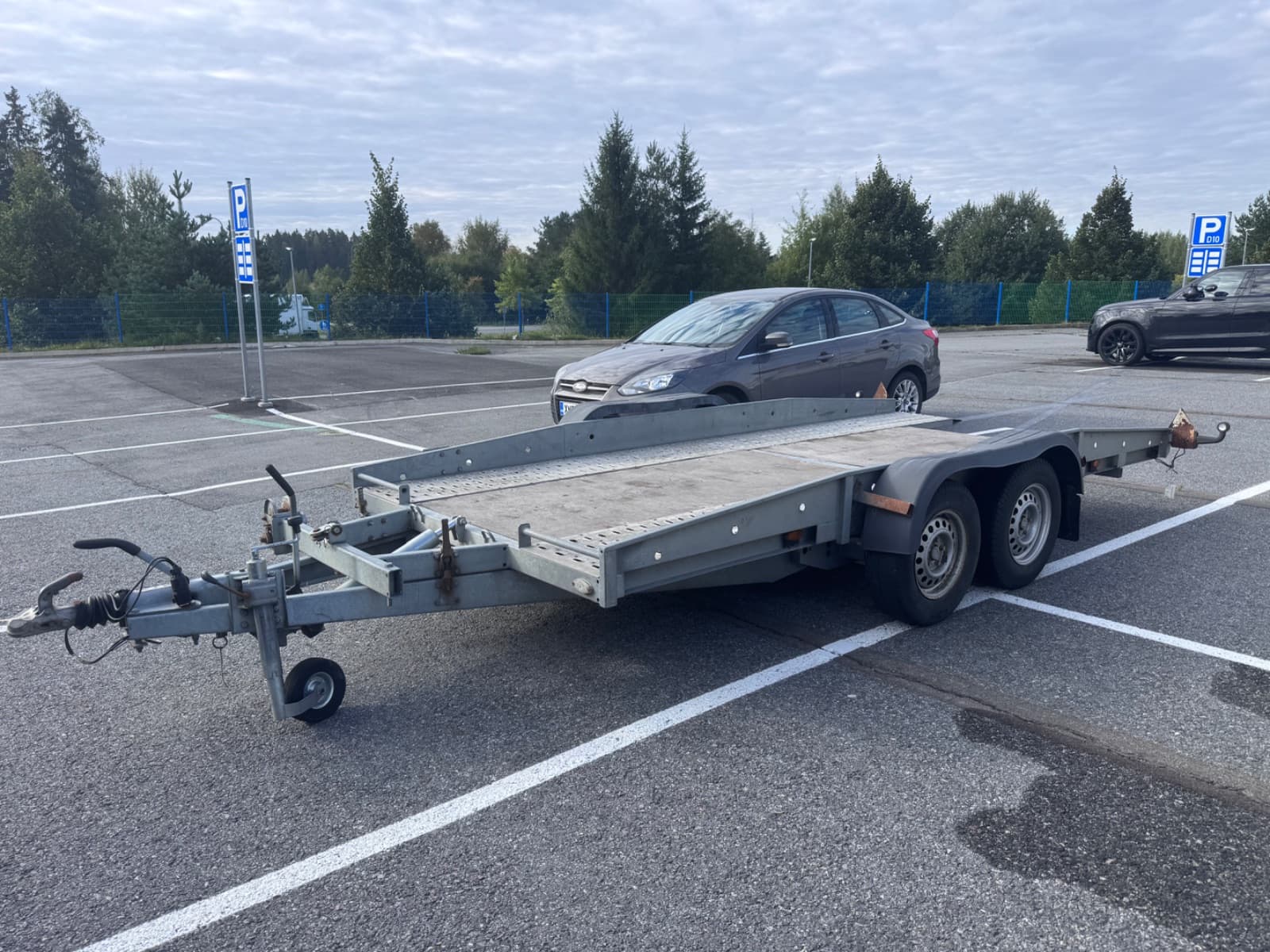 Vuokrataan autotraileri kipattava 2700kg kantavuus